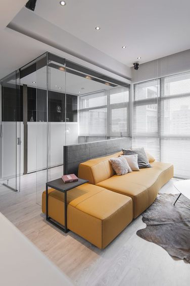 简洁现代客厅黄色沙发装饰图