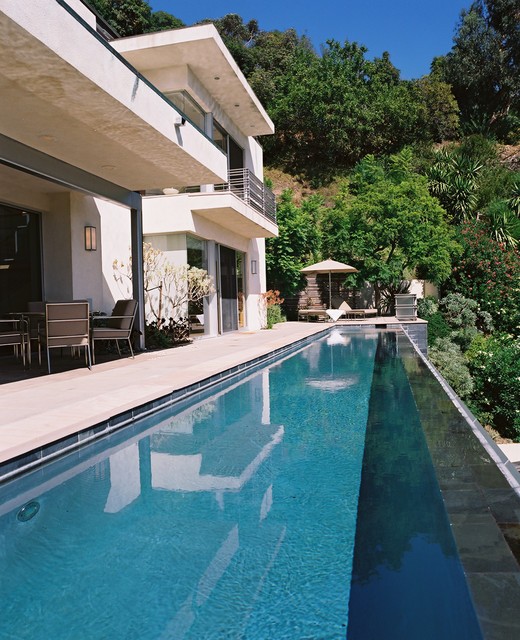 时尚现代别墅室外泳池设计