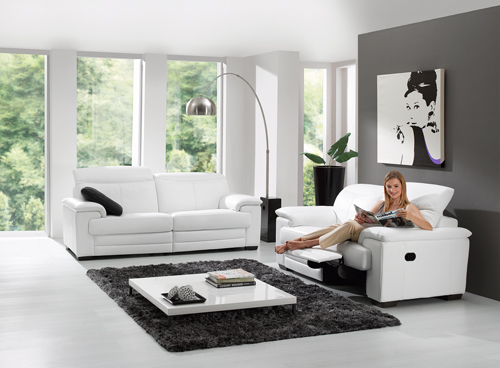 大气简洁现代风客厅 白色皮艺沙发设计