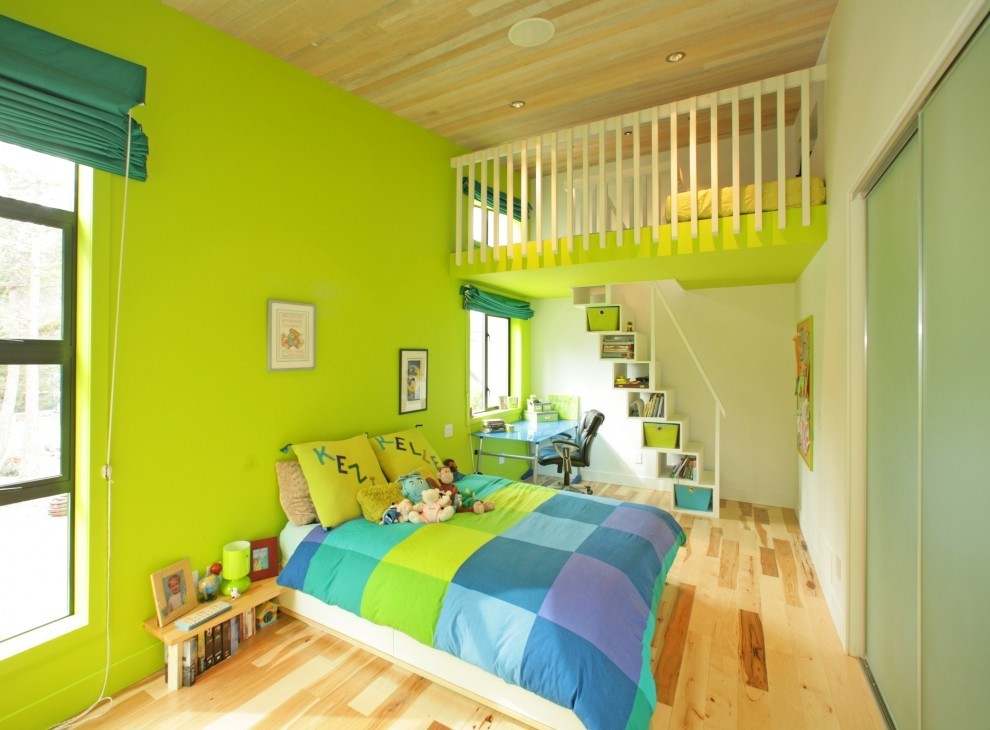 黄绿色宜家复式卧室装潢图