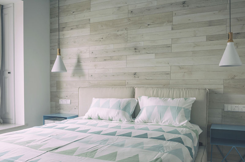 简洁北欧卧室实木背景墙设计