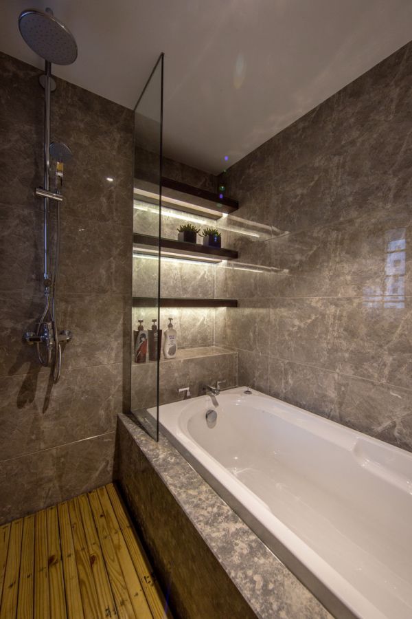 大理石现代美式 卫生间浴池设计