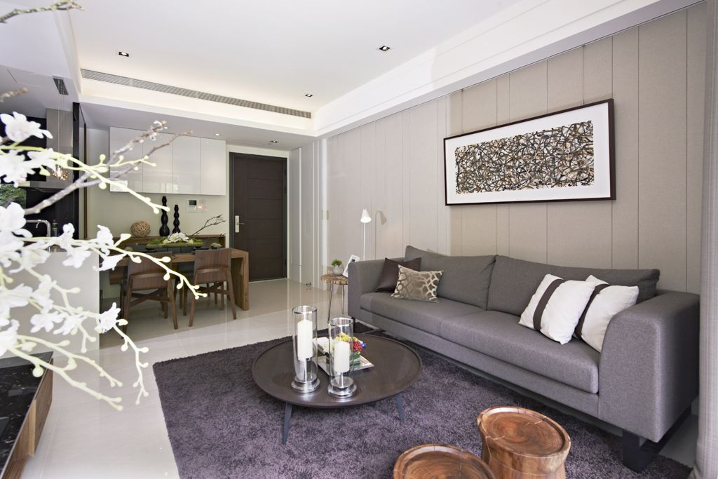 现代家装客厅灰色沙发装饰图
