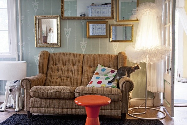 创意混搭客厅双人沙发装饰图