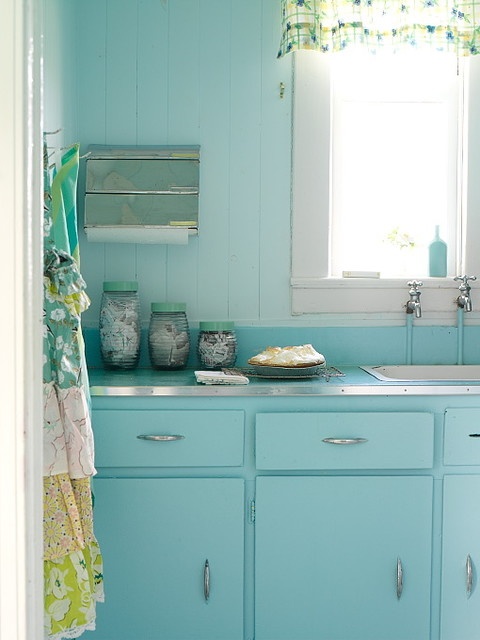 浅蓝色地中海厨房橱柜装饰图