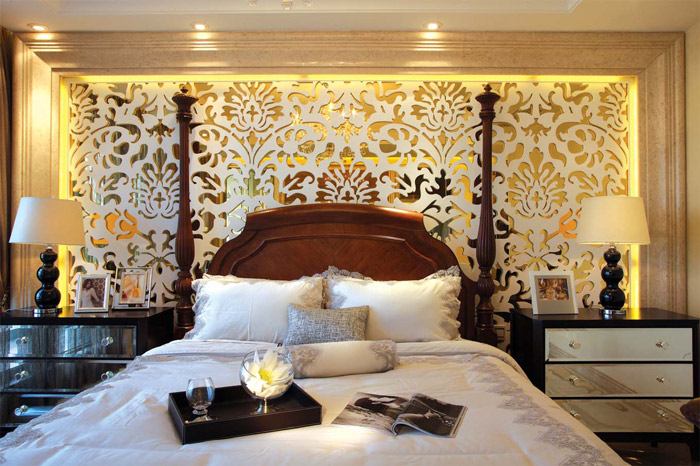 美式新古典卧室 雕花背景墙设计