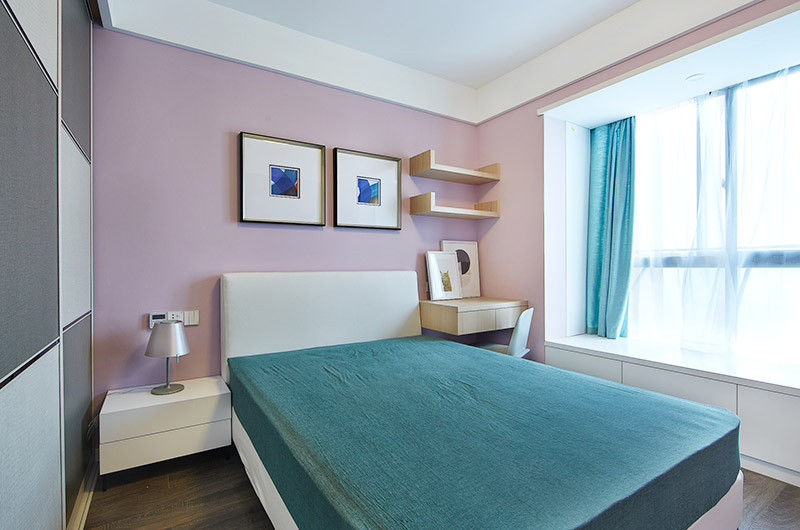 唯美淡紫色简约风卧室背景墙设计