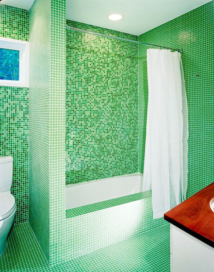 清新北欧风卫生间 绿色马赛克背景墙设计