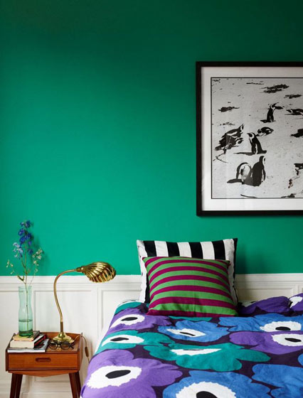 森系北欧风卧室 深铬绿背景墙设计图