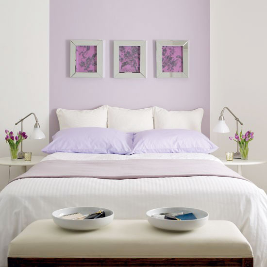 唯美紫简欧风卧室照片墙设计