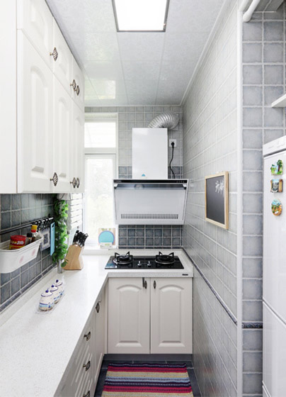 纯净简美式小厨房 白色吊顶效果图
