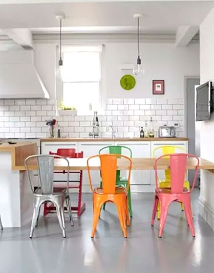 北欧混搭工业风餐厅 彩色桌椅设计