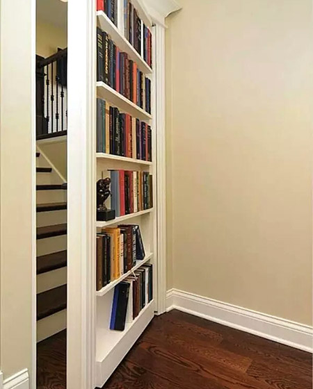 舒适宜家风楼梯书架隐形门设计