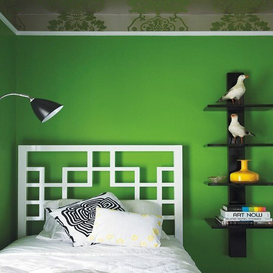 铬绿色新中式卧室背景墙设计
