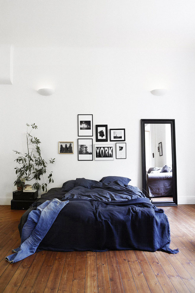 黑白北欧风卧室装饰画图片