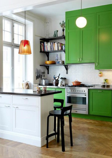 清新北欧风厨房 草绿色橱柜设计