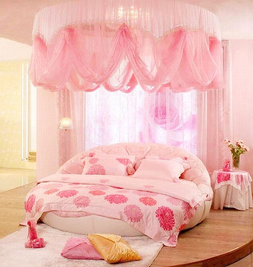 甜美简欧风地台卧室 浪漫圆床设计图