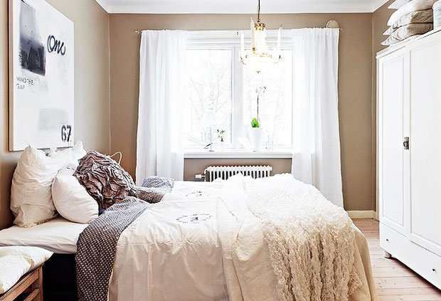 优雅裸色系简欧风卧室 纯色调布艺窗帘设计