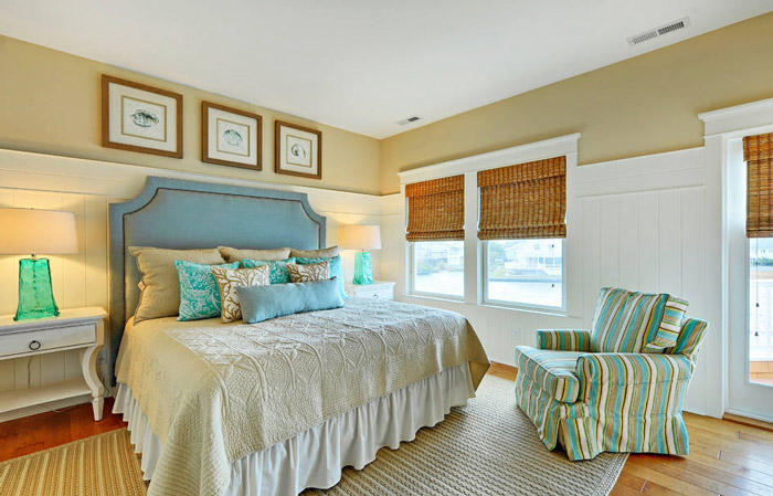 清新甜美欧式卧室 白色床头柜设计