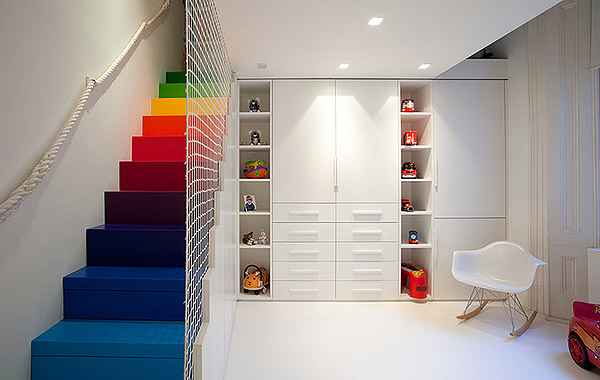 4款彩虹楼梯设计 制造缤纷多彩的家