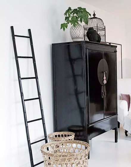 黑色高端典雅古朴中式柜设计