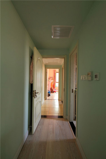 小清新淡绿色 简美式走廊设计图