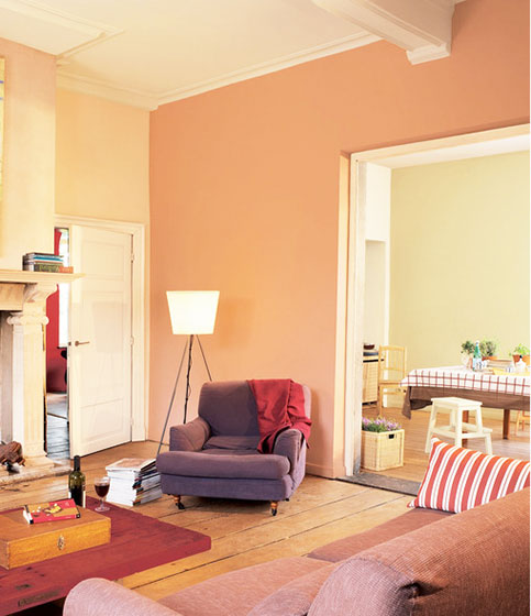 温馨宜家风客厅 肉粉色背景墙设计