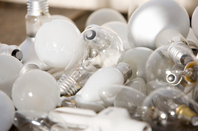 Led灯泡闪有哪些类型  LED灯泡的优点介绍总结