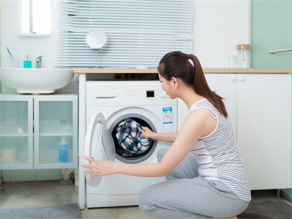 小天鹅洗衣机漏水原因  洗衣机如何保养