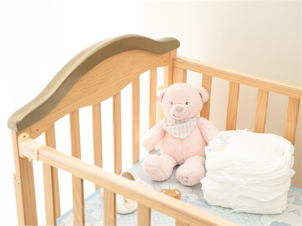 婴儿床一般多少钱  婴儿床选购技巧