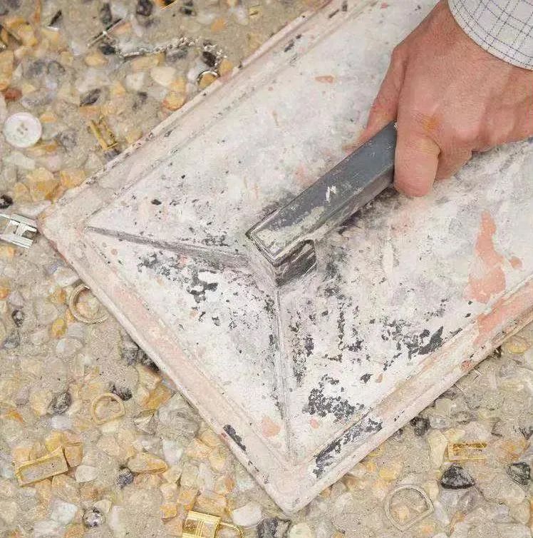 水磨石地板砖有哪些优缺点，水磨石地板砖每日保养方法