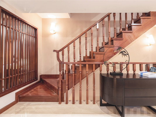 楼梯踏步瓷砖贴法是什么  楼梯踏步材料有哪些常见种类