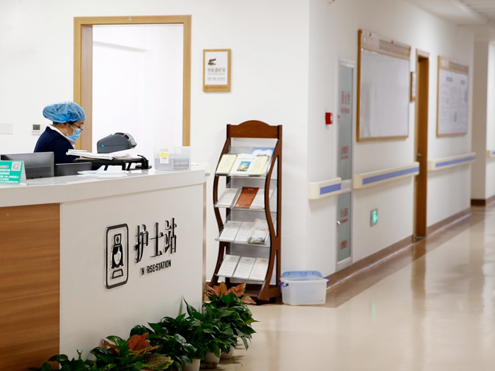 护士站吧台的设计 护士站吧台的材料种类有哪些